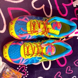 ASICS WOMENS NOOSA TRI 9 RUNNING SHOES